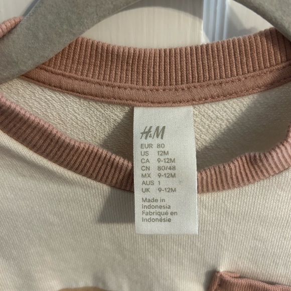 Infant/toddler H&M Sweater. - Picture 2 of 3